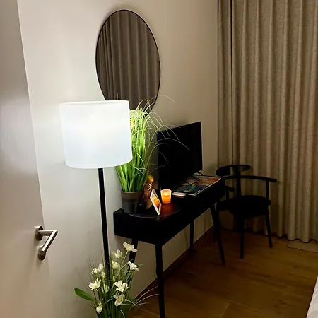 Modern Luxurious In New Private Building By The River *